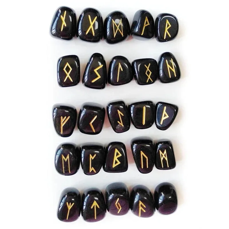 Runes divinatoires viking en pierre naturelle Obsidienne 3 | Esoteria.shop